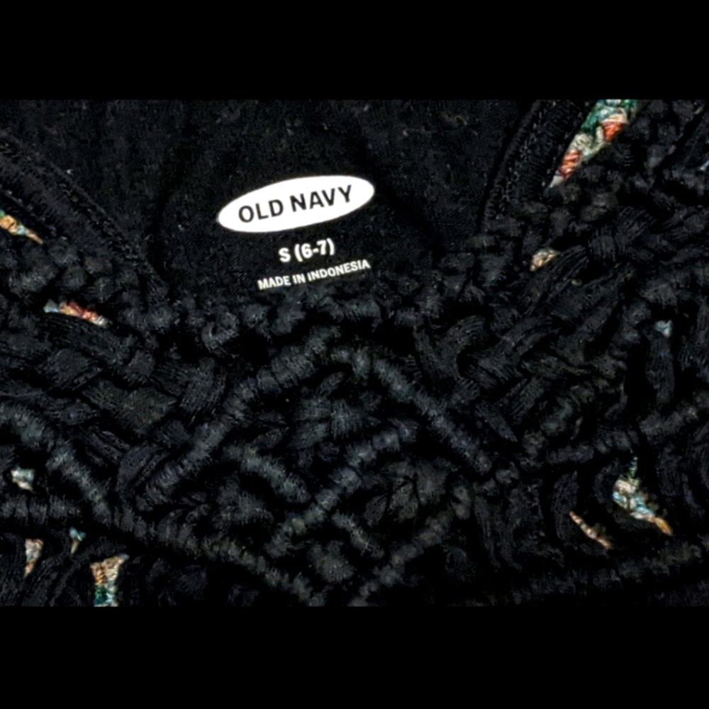 Old Navy kids black crochet knotted neck tank s6/7